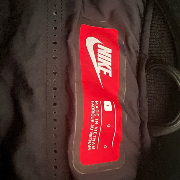 Men’s Nike Jacket - Picture 3 of 4